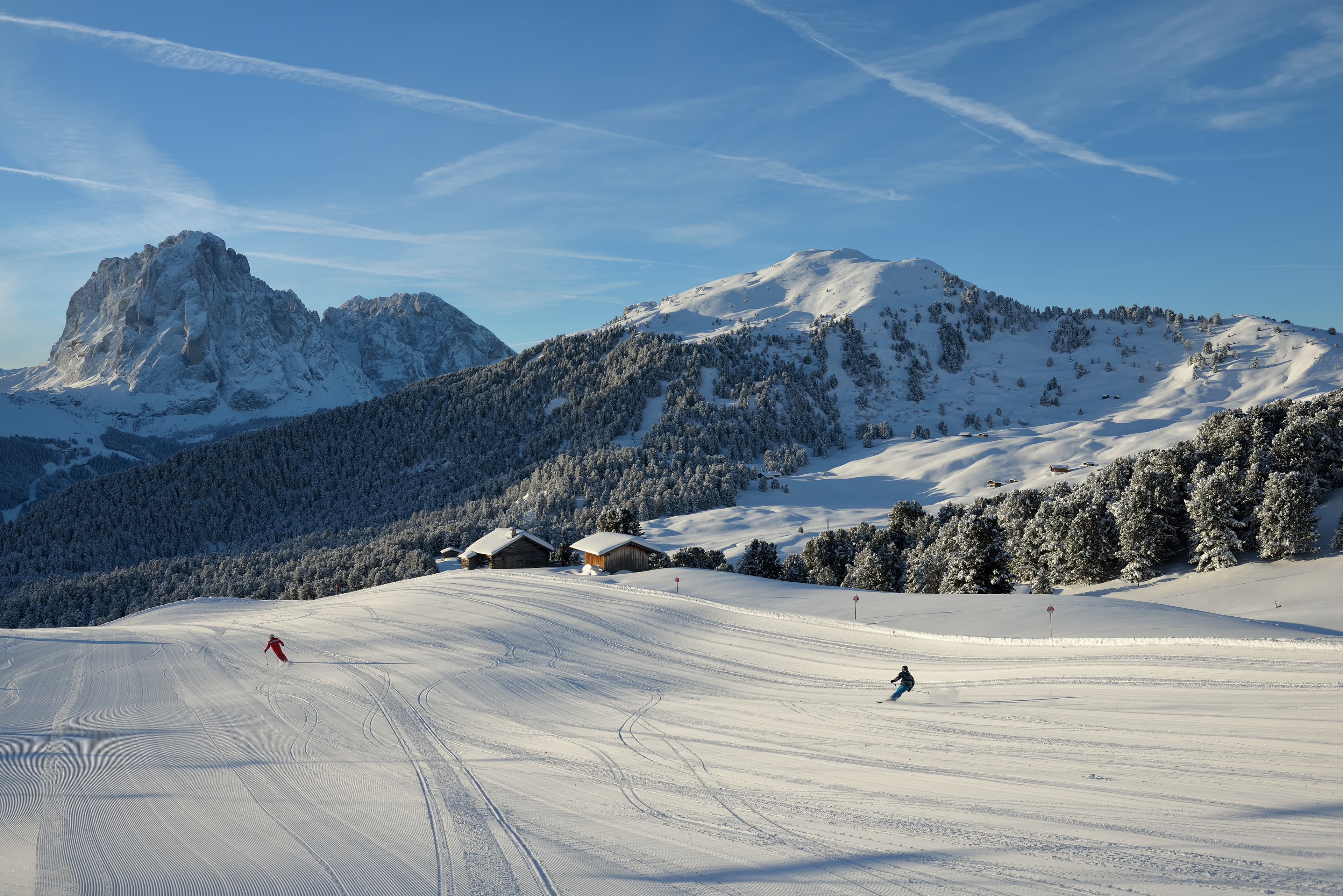 First-Time Ski Holiday Checklist: What to Book, Pack & Know Before You Go