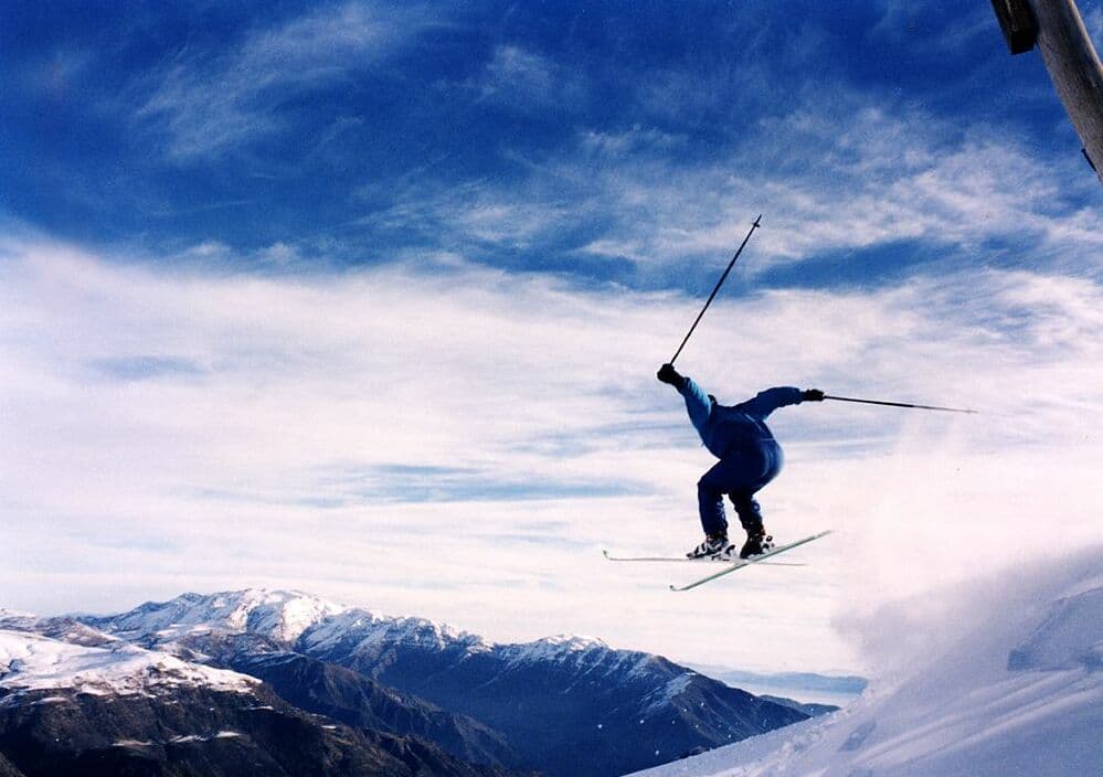 Best Time to Ski South America in 2026: Month-by-Month Guide